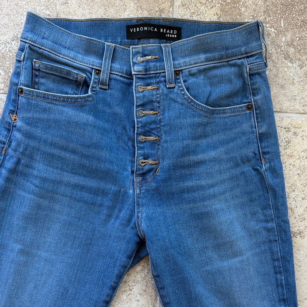 Veronica Beard Womens Carly Kick Flare High Rise Jean 27/4 Astra Wash Cut #17435